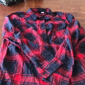 Flannel plaid  long sleeves shits.